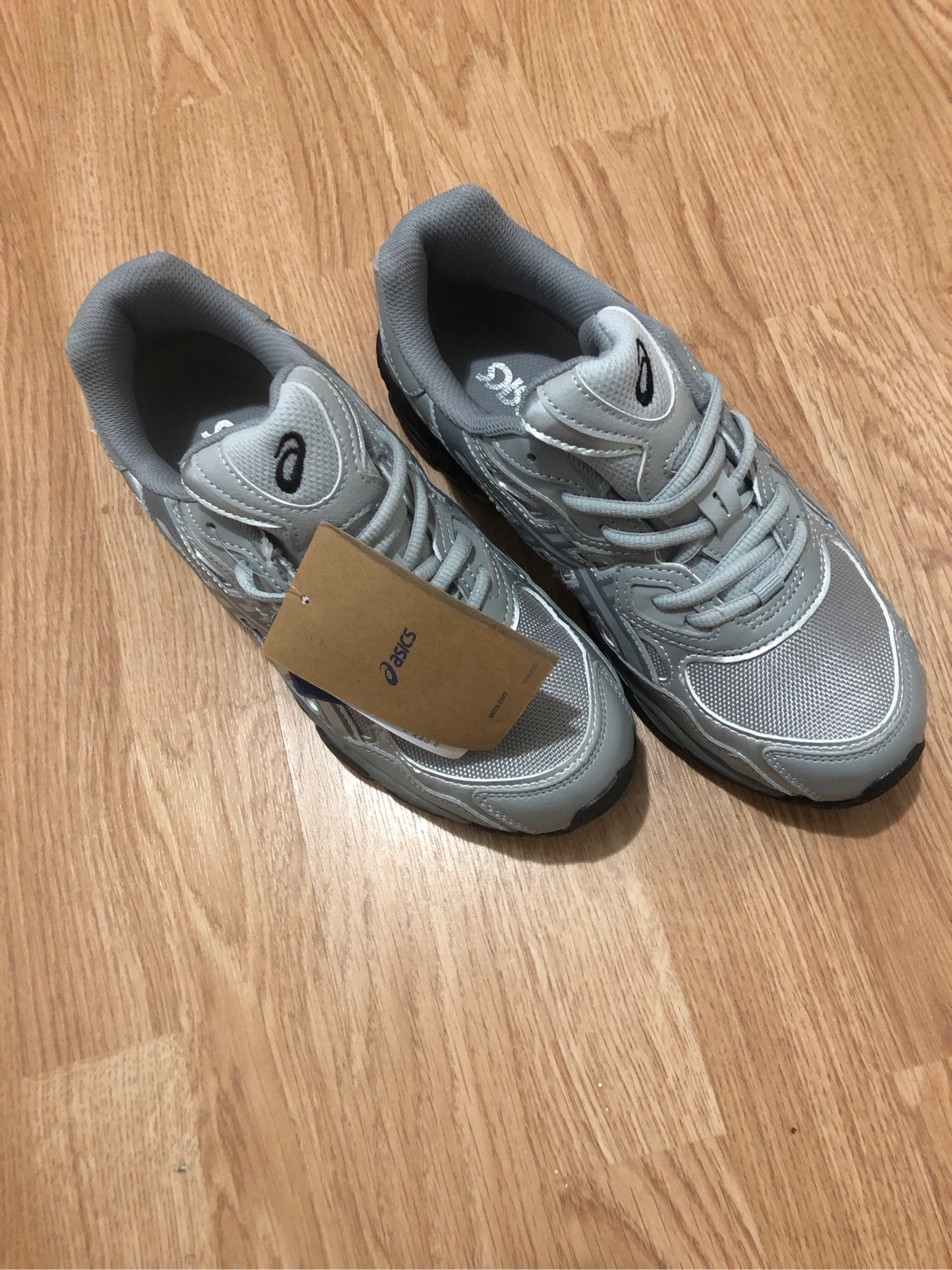 Asics Gel Nyc gray and black – photo 4